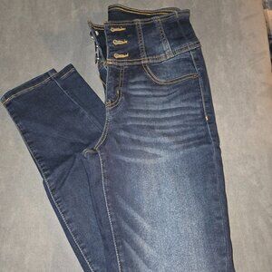 NO Boundies - Skinny High Rise Jeans NEW